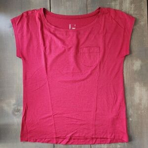 Arc'Teryx Short Sleeve Top with Pocket – Red/Pink – Size Small